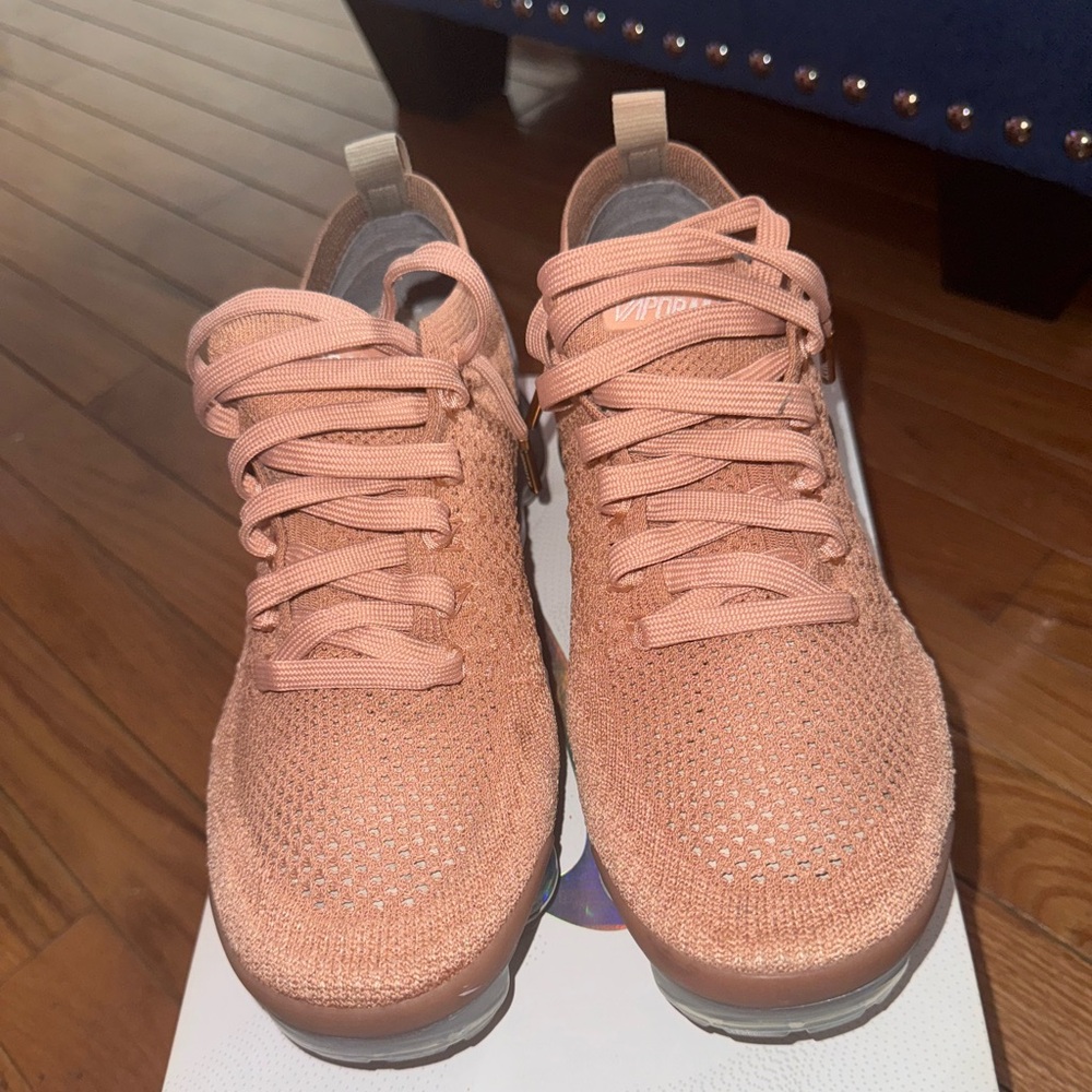 Nike Air Vapormax Flyknit 2 Rose Gold/Bio Beige Women Size 9